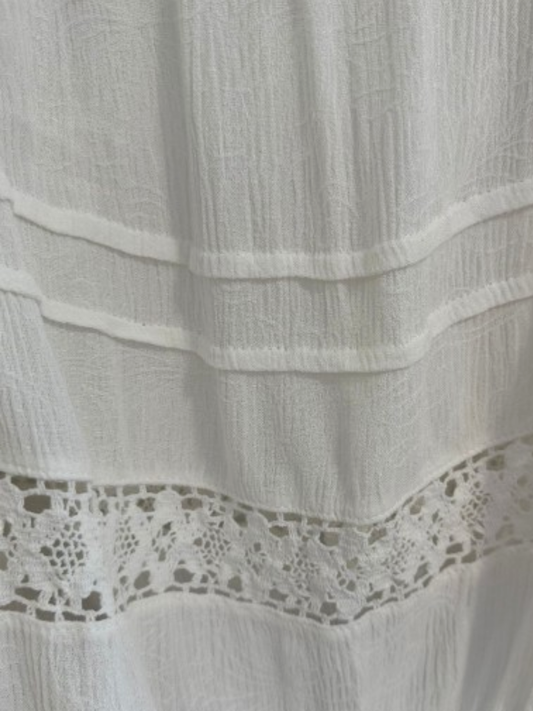 Blusa segunda mano crema con encajes